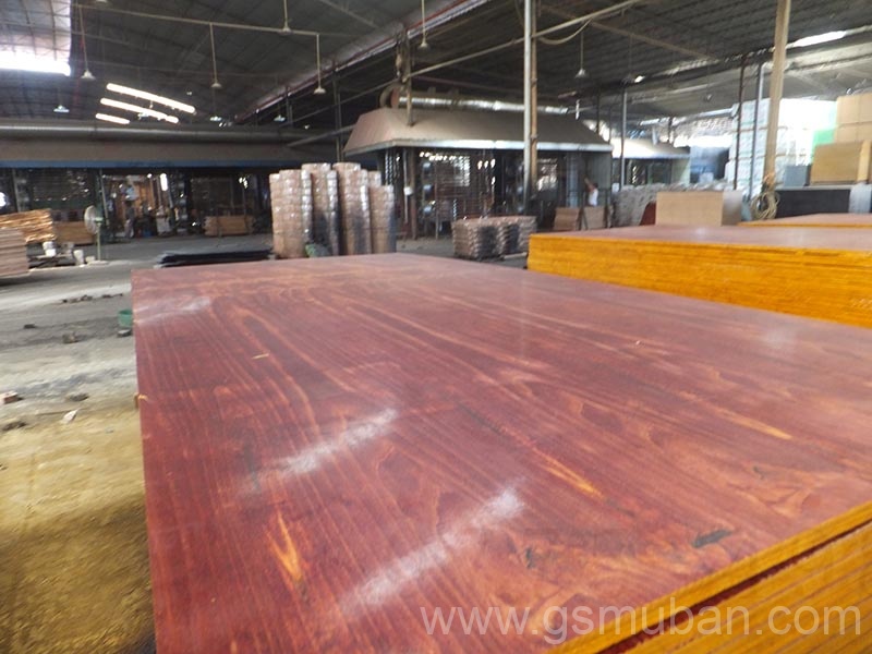 劣質建筑模板分層了？什么原因？