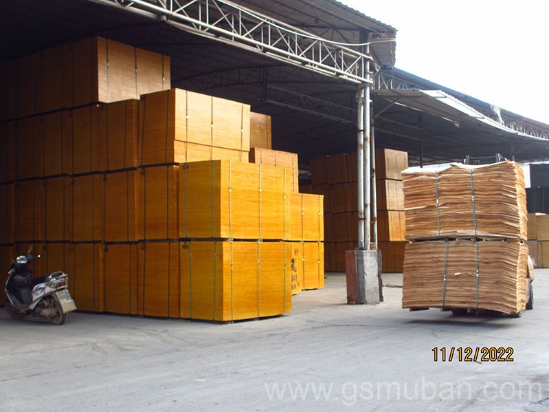 工地使用建筑模板的混凝土表面臟污怎么解決？