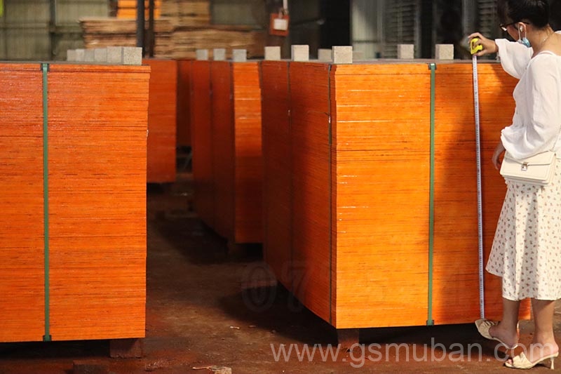 在廣西采購(gòu)建筑模板的三種正確打開(kāi)方式